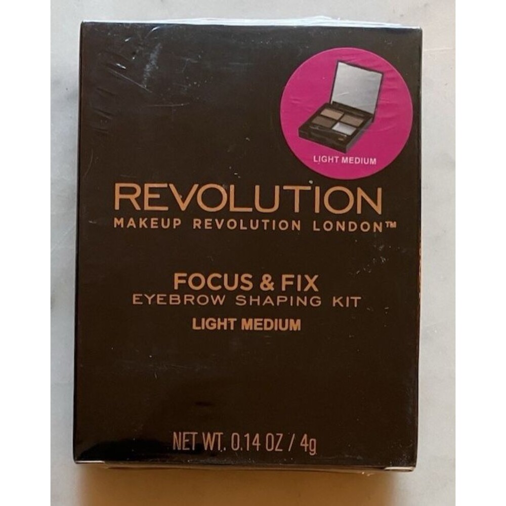 NIB Makeup Revolution London Focus & Fix Eyebrown Shaping Kit Light Medium - New
